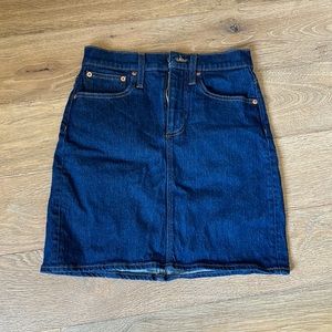 J crew denim mini skirt in dark wash. size 24